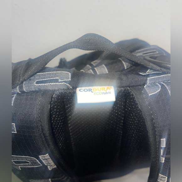 Supreme Backpack - Picture 6 of 7